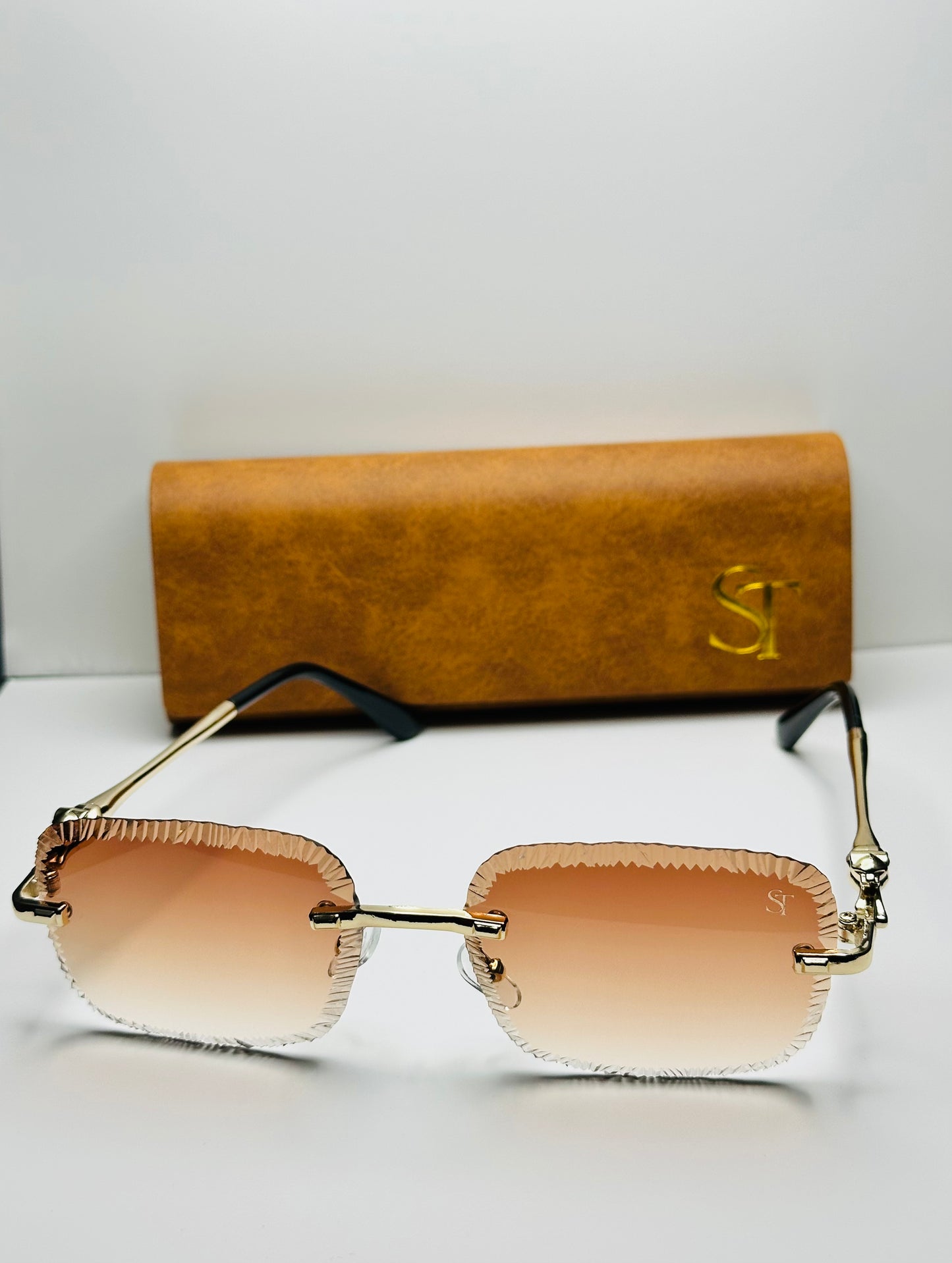 Luxury Rimless Geometric Gradient Sunglasses – Gold Frame | UV400 Protection